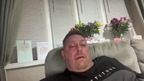 Junky online show from February 3, 7:52 pm