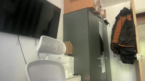 Junky online show from September 28, 2:00 pm