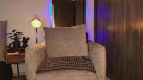 Snapshot of junniormontaner chatting on May 7, 8:36 pm junniormontaner online show from May 7, 8:36 pm