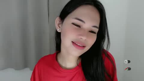 Julia online show from December 17, 8:01 am