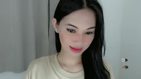 Julia online show from December 22, 3:22 pm