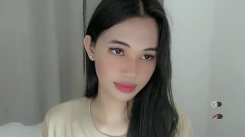 Julia online show from December 23, 7:09 pm