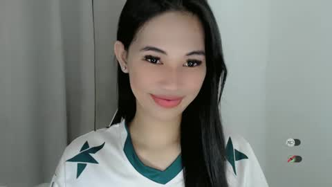 Julia online show from December 29, 7:43 pm
