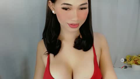 Julia online show from February 17, 2:46 pm