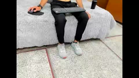 Jupiter online show from January 6, 7:06 pm