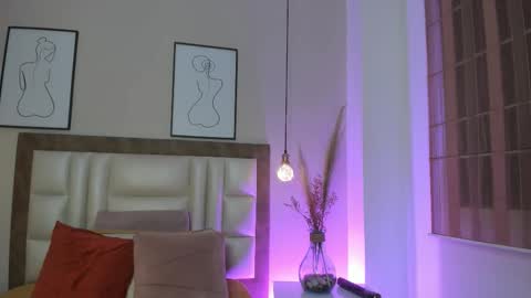 Jupiter Fox online show from January 12, 11:32 pm