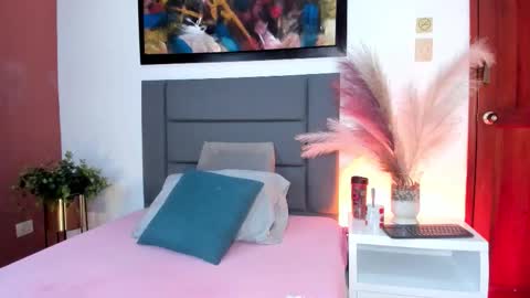 Snapshot of jupiterfoxxxx chatting on February 28, 12:44 am Jupiter Fox online show from February 28, 12:44 am