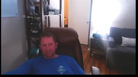 Snapshot of jusbeaz8722 chatting on December 27, 9:22 pm JustnSide Unexxst online show from December 27, 9:22 pm