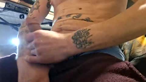 jusntym online show from November 28, 1:03 pm