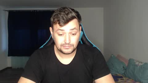 Alex online show from December 6, 2:28 pm