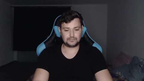 Alex online show from December 7, 6:04 pm