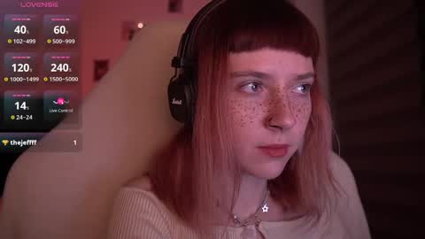 Julia online show from December 7, 3:58 am