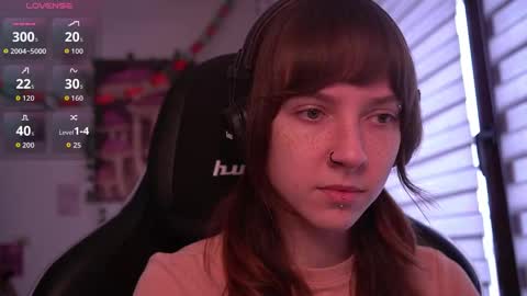 Snapshot of just_busking chatting on February 22, 9:52 am Julia online show from February 22, 9:52 am