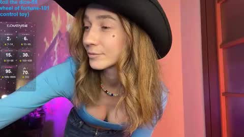 Jessica  I will be here on Tuesday November 26th online show from November 18, 12:42 pm