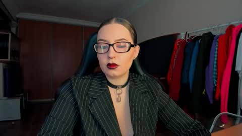 Snapshot of just_fucked chatting on March 23, 3:43 am Nika and Mark online show from March 23, 3:43 am