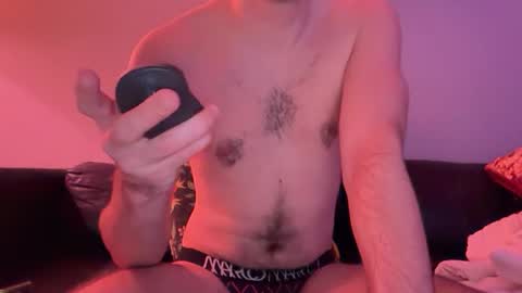 Snapshot of just_jasper chatting on March 3, 2:07 am just_jasper online show from March 3, 2:07 am