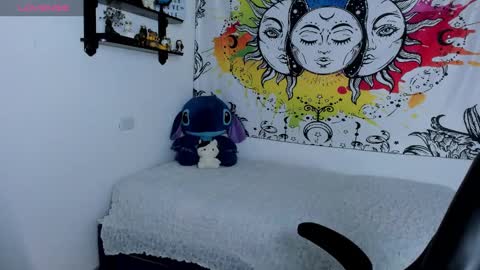 Snapshot of just_katiex chatting on November 4, 3:33 pm Sofia online show from November 4, 3:33 pm