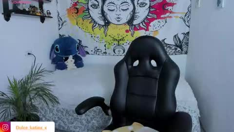 Sofia online show from December 1, 11:59 am