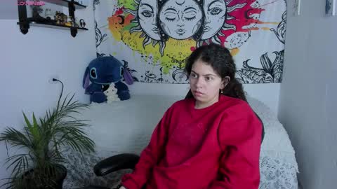 Sofia online show from December 4, 6:49 pm