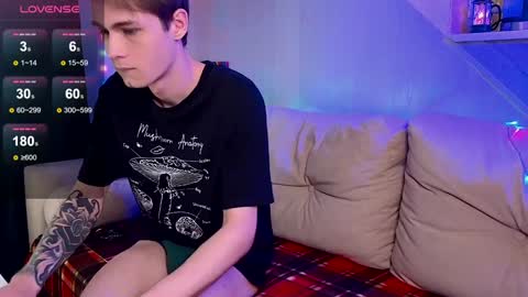 Samuel online show from December 18, 4:28 pm