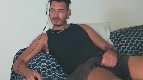 JustAtall Guy online show from February 12, 7:42 pm