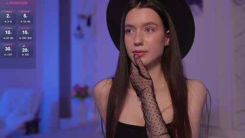 Snapshot of justbarbie_new_ chatting on January 24, 6:04 pm Katarina online show from January 24, 6:04 pm