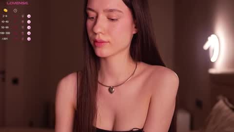 Snapshot of justbarbie_new_ chatting on September 25, 7:39 pm Katarina online show from September 25, 7:39 pm