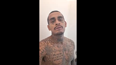 Snapshot of justboredd476996 chatting on March 29, 7:19 am justboredd476996 online show from March 29, 7:19 am