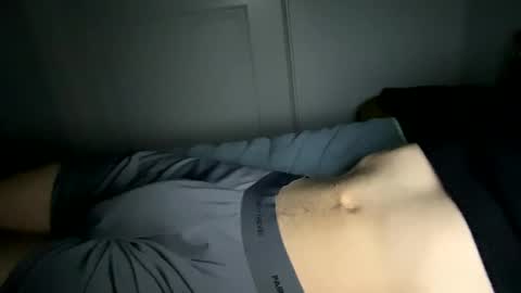 Justhanging09 online show from January 18, 2:47 am