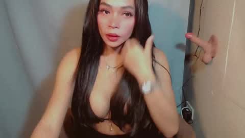 justhewayouare21 online show from July 20, 5:15 pm
