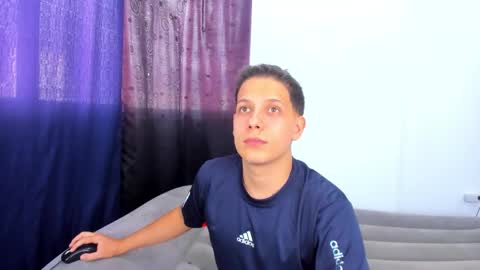 justin_biker online show from December 7, 8:38 pm