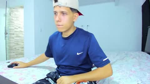 justin_biker online show from September 24, 9:45 am