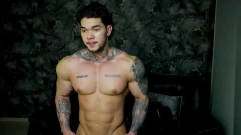 justin clark1 online show from February 23, 7:17 am