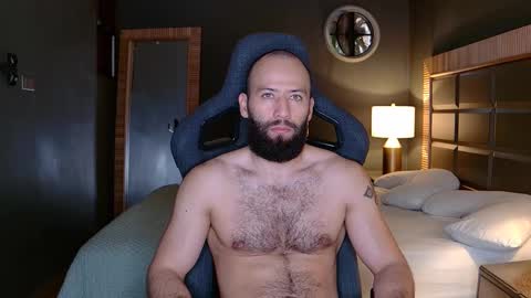 Justin online show from November 6, 11:33 am