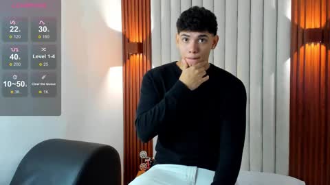 Snapshot of justin_mack_ chatting on November 6, 11:55 am Justin online show from November 6, 11:55 am