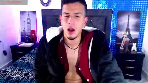 JUSTIN online show from January 6, 8:03 am