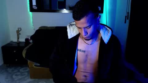 JUSTIN online show from September 10, 9:42 am