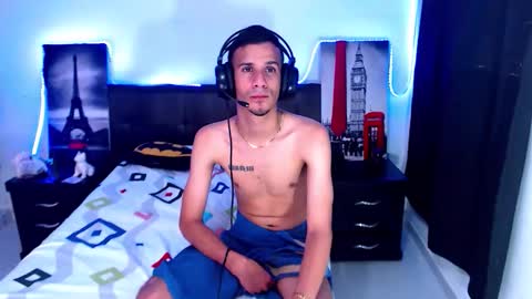 Snapshot of justin_melendez chatting on February 26, 7:35 pm JUSTIN online show from February 26, 7:35 pm