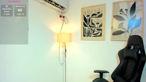justin_payn14 online show from July 6, 12:02 pm
