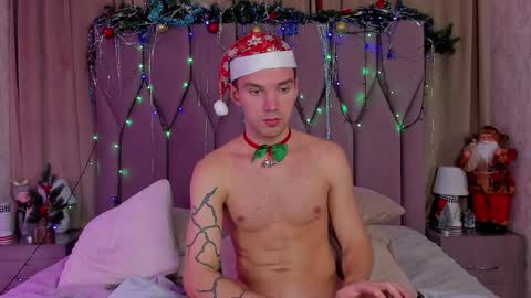 Arthur online show from December 31, 1:41 pm
