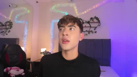 Justin online show from December 22, 11:29 am