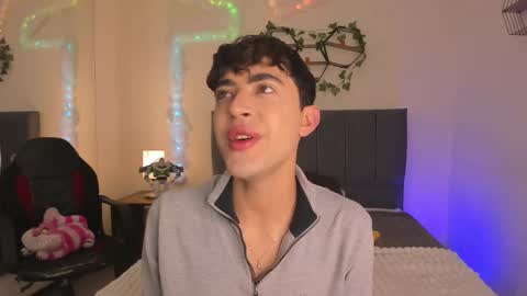 Justin online show from February 2, 11:31 am