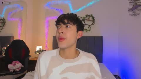 Justin online show from February 18, 11:28 am