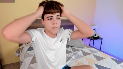 Snapshot of justinbiler chatting on January 4, 12:38 pm Justin online show from January 4, 12:38 pm