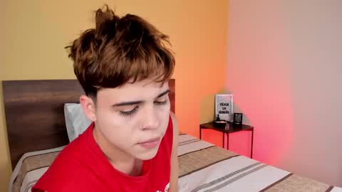 Snapshot of justinbiler chatting on January 13, 12:24 pm Justin online show from January 13, 12:24 pm