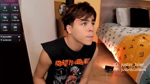 Snapshot of justinbiler chatting on March 12, 3:40 pm Justin online show from March 12, 3:40 pm