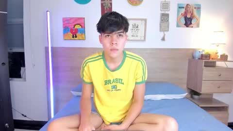 Snapshot of justinbiler chatting on October 16, 12:39 pm Justin online show from October 16, 12:39 pm