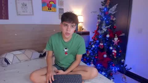 Snapshot of justinbiler chatting on November 17, 1:06 pm Justin online show from November 17, 1:06 pm