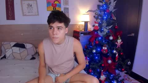 Snapshot of justinbiler chatting on November 18, 12:31 pm Justin online show from November 18, 12:31 pm