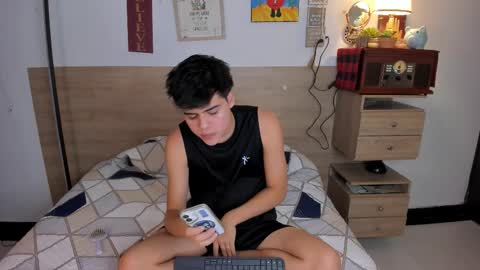 Snapshot of justinbiler chatting on January 10, 8:43 pm Justin online show from January 10, 8:43 pm